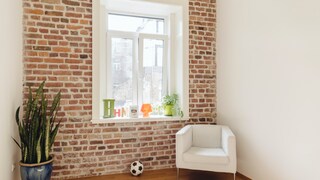 Backstein-Wand in Wohnung