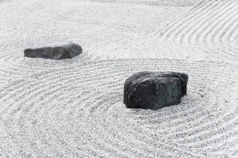 Der Zen Garten gehört in jeden japanischen Garten