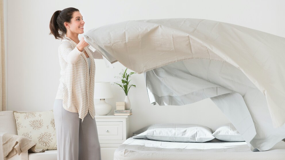 Ein frisch duftendes Bett ermöglicht in der Regel nur ein neuer Bezug der Bettwäsche