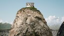 Ein Haus auf einem Berg