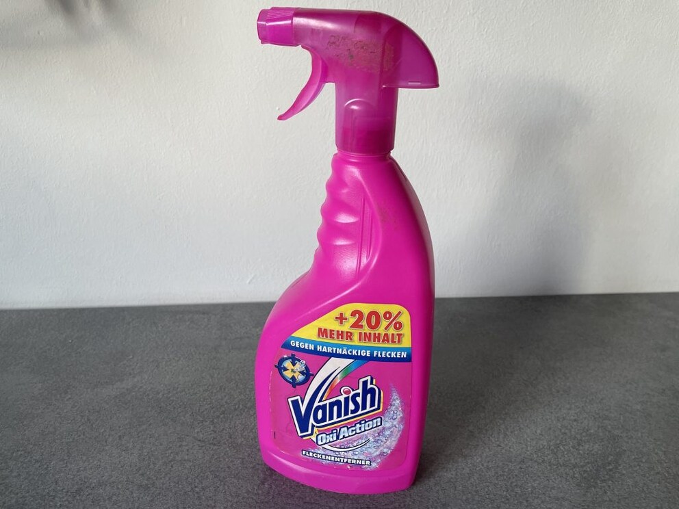 Chemical stain remover by Vanish