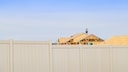 Baustelle hinter Zaun