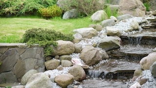 Bachlauf im Garten