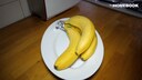 Bananen mit Alufolie frisch halten