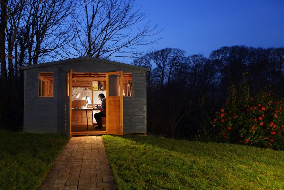 Garden house garden office