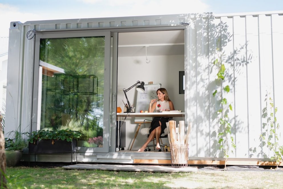 Garden office container