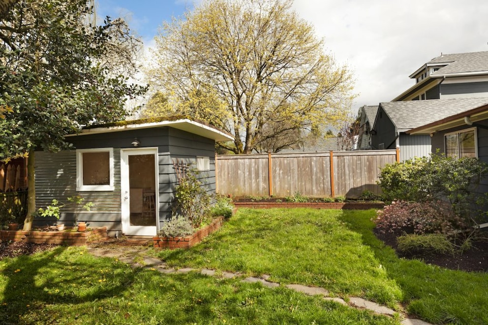 Garden house