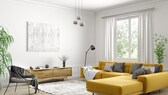 Gelbes Sofa in modern eingerichtetem Wohnzimmer