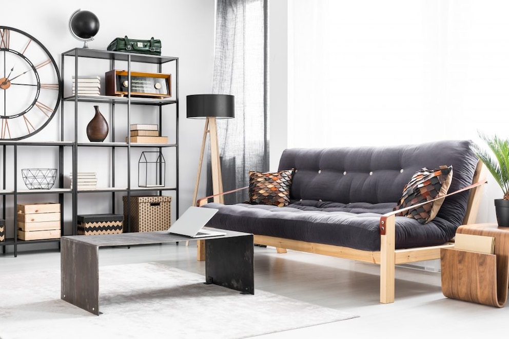 Industrial living room with accessories