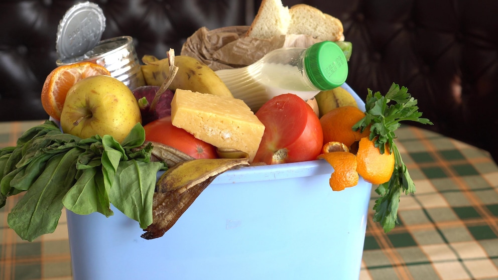 Von wegen Abfall, viele Lebensmittel kann man auch noch essen, nachdem das Mindesthaltbarkeitsdatum überschritten ist