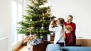 Weihnachtsbaum aufstellen