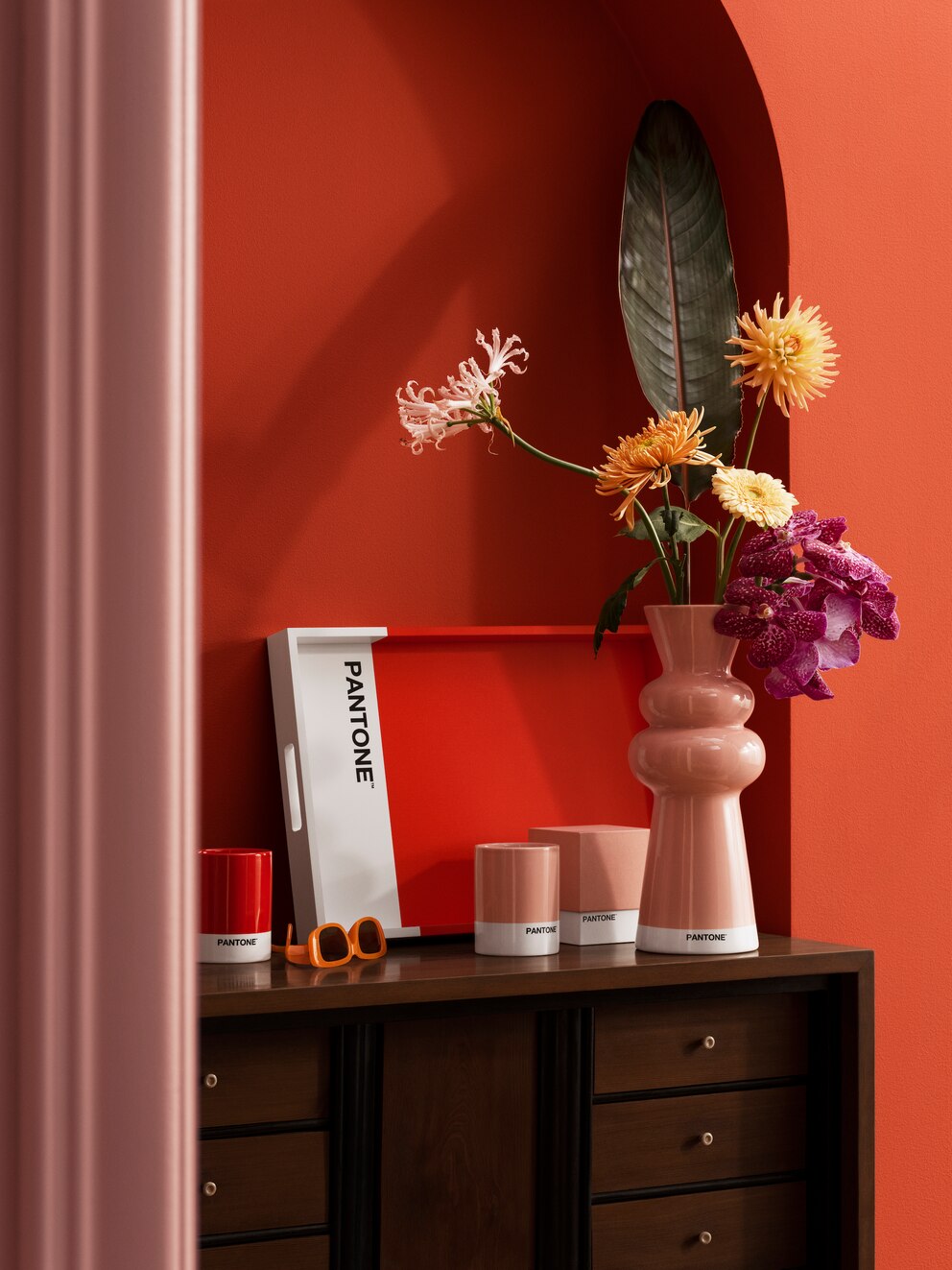 H&amp;M Home Pantone