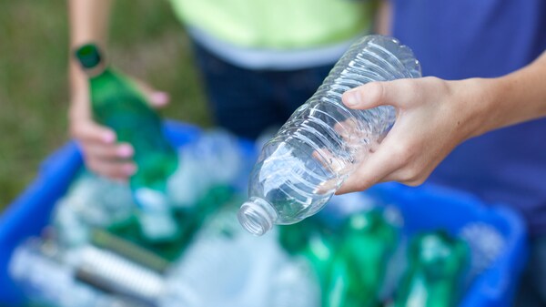 Pfandflasche ohne Deckel