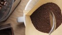 Kaffee gehört für viele zur Morgenroutine – und damit auch das Falten des Kaffeefilters
