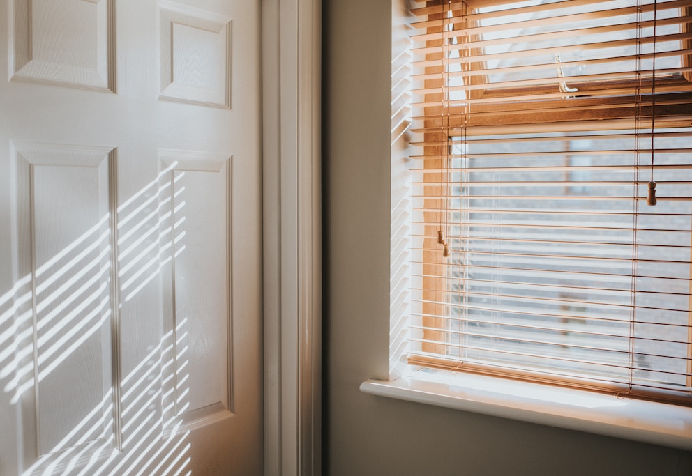 Sichtschutz am Fenster: 7 Varianten im Überblick - myHOMEBOOK