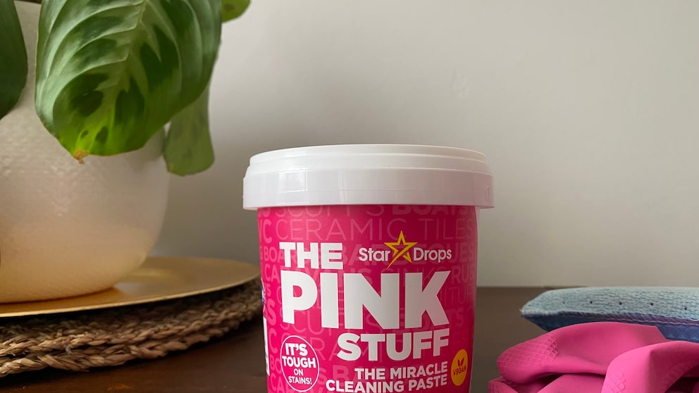 The Pink Stuff: Was kann die Reinigungspaste aus TikTok?