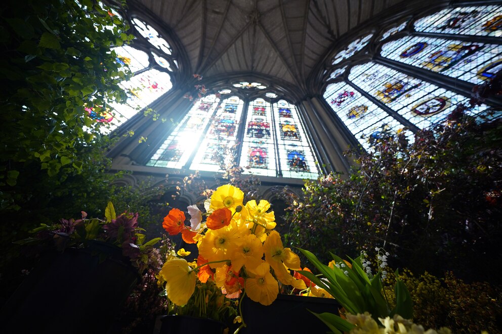 Die Westminster Abbey wird über und über mit Blumen gefüllt sein