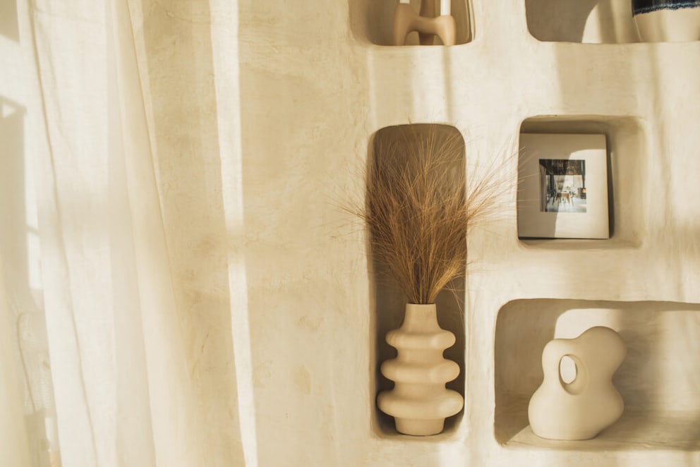 Shelf made of clay