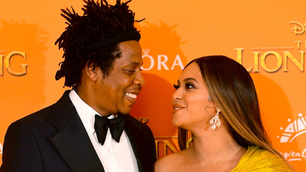 Beyoncé und Ehemann Jay-Z stellen mit dem Kauf ihrer Immobilie einen neuen Rekord auf: Mit 185 Mio. Euro ist die Luxus-Villa das teuerste Haus in der Geschichte Kaliforniens