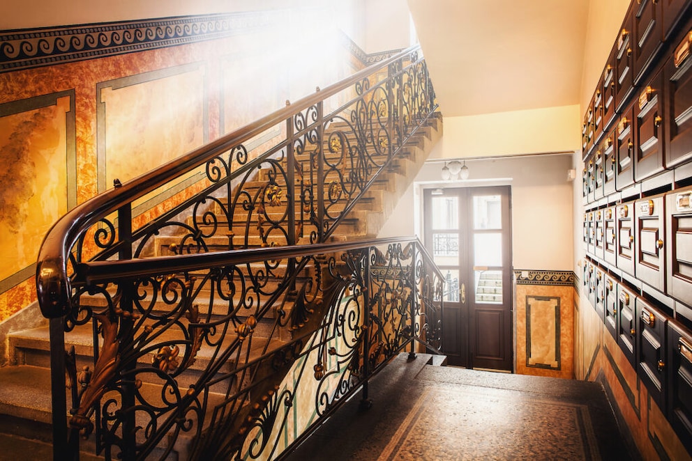 Spacious and decorative staircase