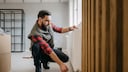 Wenn sich Handwerker ankündigen, ist der Arbeitsalltag keine Ausrede, um ihn nicht in die Wohnung zu lassen