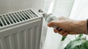 Während der Heizperiode sollte die Heizungsanlage im Mietshaus funktionieren
