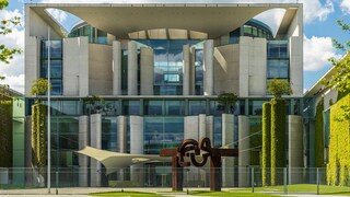 Kunst vor dem Kanzleramt