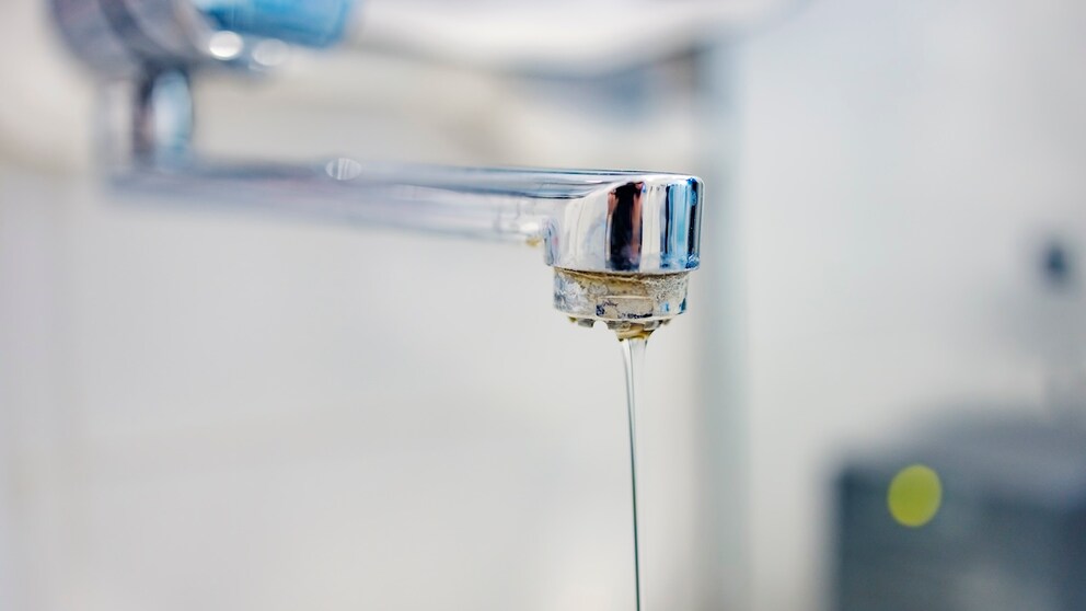An Wasserhähnen sammelt sich besonders schnell Kalk an
