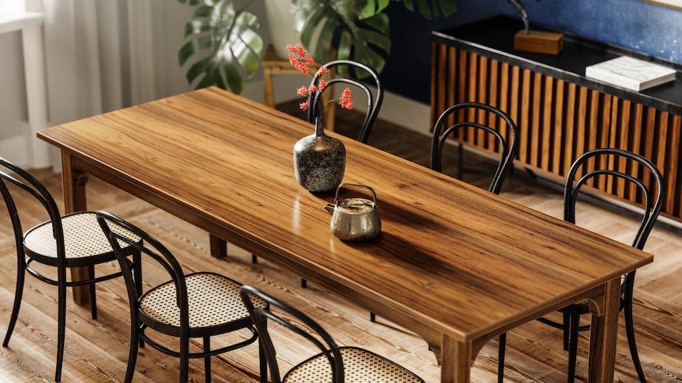 Ob im Kaffeehaus oder im Wohnraum, der Klassiker von Thonet macht stets eine gute Figur