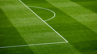 Fußballrasen ist in der Regel gestreift und das hat einen bestimmten Grund