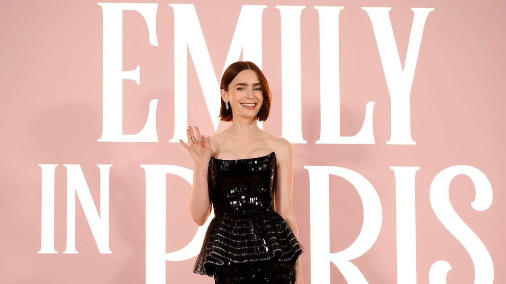 Lily Collins