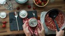 Damit die Marmelade nicht zu flüssig oder zu fest wird, sollte man auf die richtigen Mengenangaben achten
