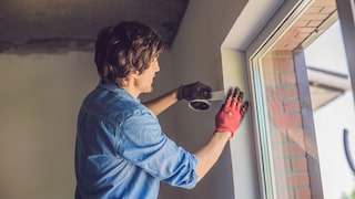 Fenster können auch mit isolierenden Folien gedämmt werden