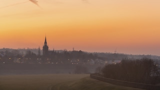Im März 2025 hängt eine dicke Schicht Saharastaub über Dresden