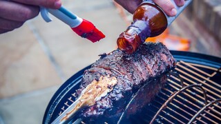 Die Geister scheiden sich, ob man Grillsauce vom Vorjahr noch verwenden kann oder ob man sie lieber entsorgen sollte