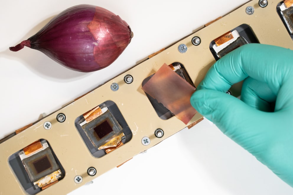 Solar cells onion skin