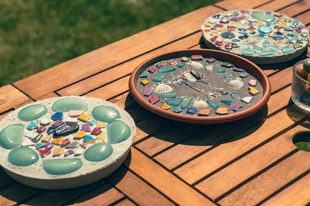 There are almost no limits to decorating stepping stones