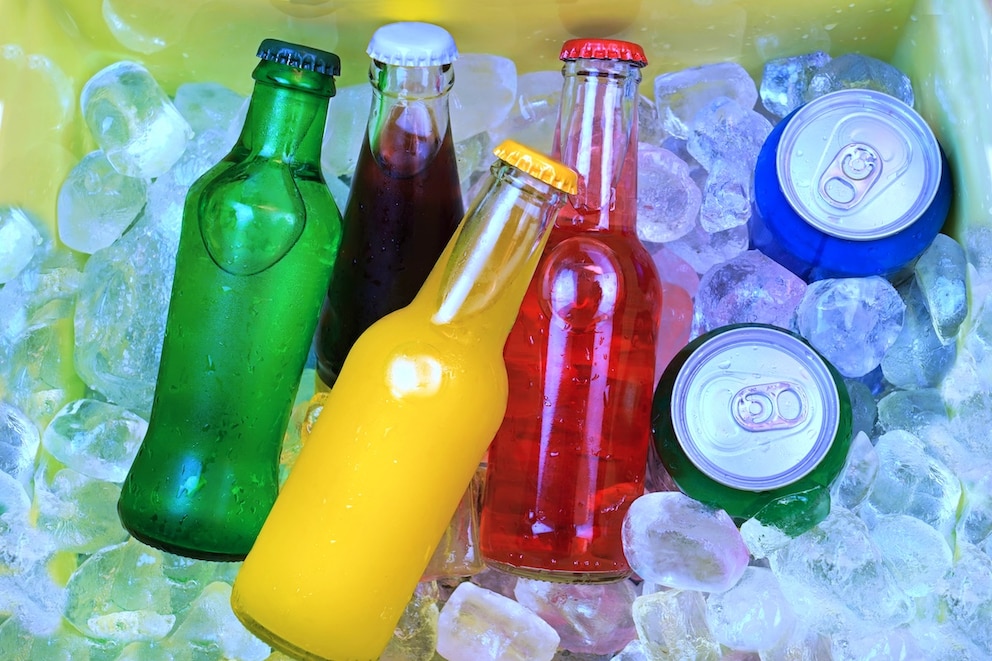 Mit diesem Trick lsst sich eine Flasche schnell khlen - myHOMEBOOK