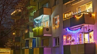 Pflanzen auf dem Balkon der Mietwohnung aufstellen? Dagegen können in der Regel keine Einwände bestehen.