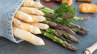 Spargel hat nur eine kurze Haltbarkeit. Ist es möglich ihn einzufrieren?