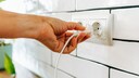 Auch durch Stromleitungen entsteht Elektrosmog