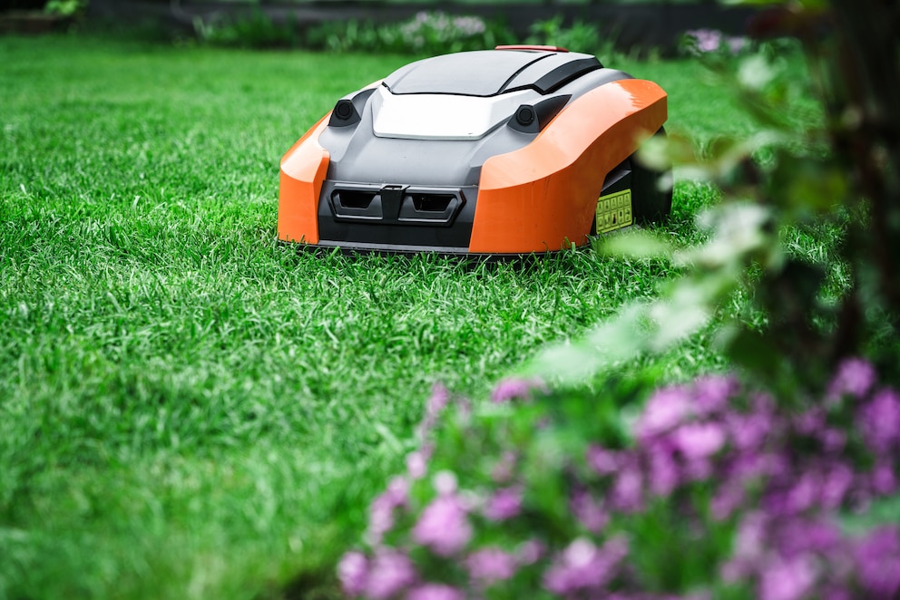 So hoch ist der Stromverbrauch vom Mähroboter im Alltag wirklich