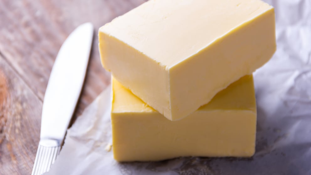 Butter wird meist im Kühlschrank gelagert, doch lässt sich das Milchprodukt auch einfrieren?