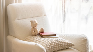 Der Teddy-Plüsch Trend ist auch nach mehreren Jahren nicht aus dem Interiordesign wegzudenken