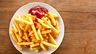 Ketchup ist für viele beim Grillen kaum wegzudenken, doch früher hatte er eine andere Funktion