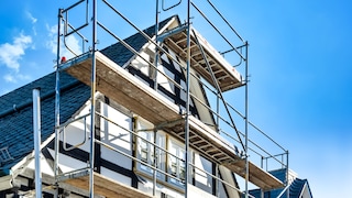 Einige Immobilien werden unter dem sogenannten Nießbrauchrecht weitergegeben, doch wie läuft dann die Sanierung ab?