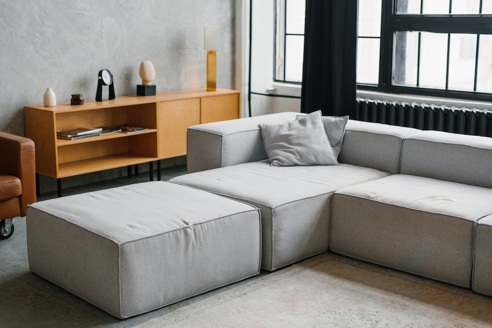 Modulsofas lassen sich zu Ecksofas bauen, aber auch zu einer Schlafgelegenheit
