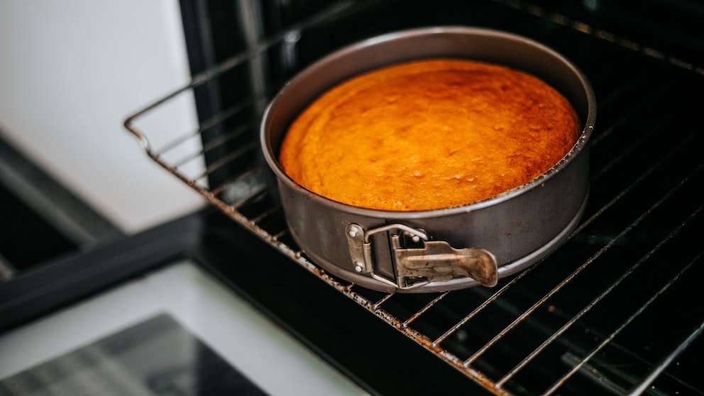 Kuchen fällt ein