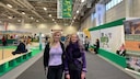 PETBOOK-Redakteurinnen Louisa Stoeffler und Saskia Schneider in der Heimtierhalle auf der Grünen Woche 2023 in Berlin