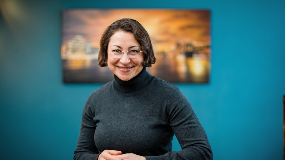 Porträt-Foto von Dr. Vanessa Herder, Expertin für fachliche Prüfung bei PETBOOK
